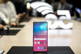 Samsung sẽ ra mắt smartphone 5G giá rẻ để 'vượt khó'