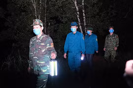 Chống Covid-19: Đêm trắng giữa rừng xanh của lính biên phòng (Kỳ 1)