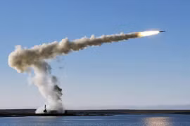 Chi quốc phòng toàn cầu đạt mức cao nhất từ thời Chiến tranh lạnh