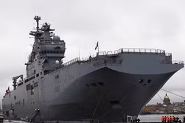 Nga nhận tàu sân bay Mistral đầu tiên trước cuối 2014