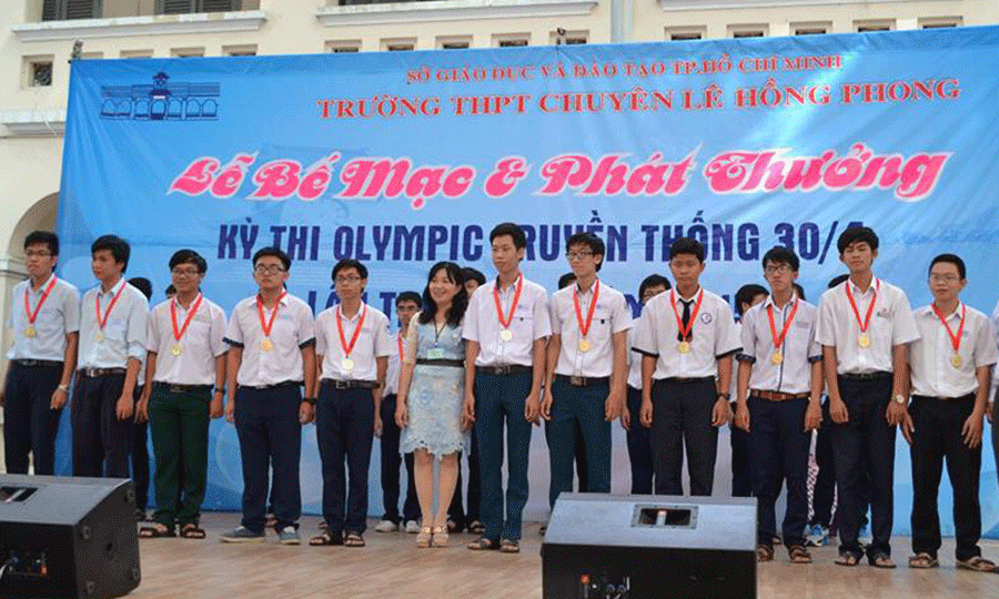 Trường THPT Chuyên Hùng Vương đạt 40 huy chương tại kỳ thi Olympic 30-4