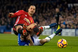 Có Ibrahimovic, M.U vẫn ngại Everton