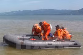 Lật thuyền tại Pakistan, 4 người chết và hàng chục người mất tích