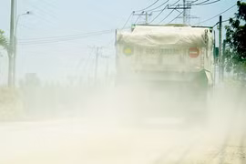 Bài 1 - Khổ vì môi trường ô nhiễm