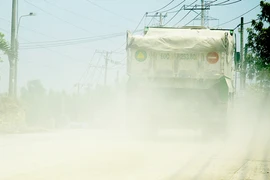 Bài 1 - Khổ vì môi trường ô nhiễm