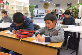 Nuôi dạy con trong môi trường đa ngôn ngữ, đa văn hóa: Hòa nhập và bản sắc