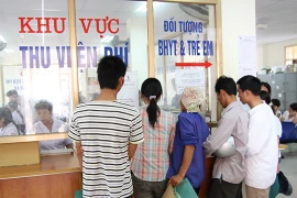 Tăng 7,3% mức phí tham gia BHYT hộ gia đình từ ngày 1-7-2017