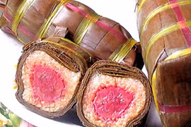 Hướng dẫn cách gói bánh tét chuối thơm ngon đón Tết