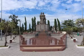 Hy sinh vì Campuchia - Kỳ 2: Sống sót giữa vòng vây quân thù