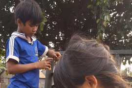 Về làng dịp Tết…