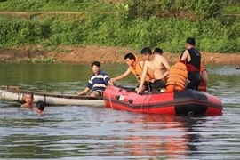 Đak Lak: Lật thuyền trên sông, 2 người tử vong, 1 người mất tích