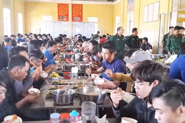 Trải nghiệm cuộc sống quân ngũ