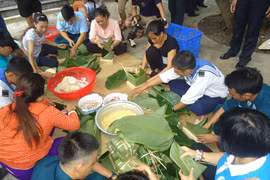 Trường Sa Xuân về