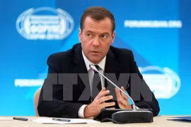 Thủ tướng Nga Medvedev được bầu lại làm lãnh đạo đảng cầm quyền