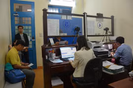 Phạt nặng người mua, bán và sử dụng giấy phép lái xe giả