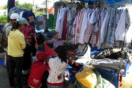 Ayun Pa, những ngày giáp Tết: Hàng hóa phong phú, giá cả ổn định