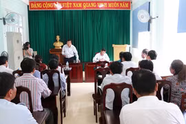 Thị xã Ayun Pa đối thoại giải quyết khiếu nại của dân