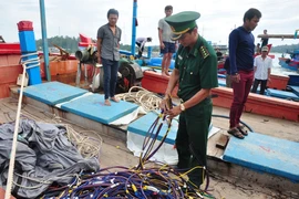 Tàu Trung Quốc tấn công, đâm chìm tàu cá của ngư dân Việt Nam