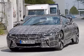 BMW i8 Roadster 2018 - siêu xe hybrid giá "bình dân"