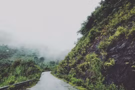 Vẻ đẹp Tây Nghệ An qua lăng kính của bác sĩ 9x