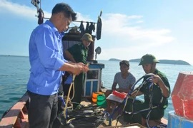 Lính biên phòng… đi bảo tồn biển