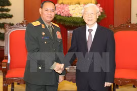 Tổng Bí thư Nguyễn Phú Trọng tiếp Đoàn đại biểu Quân đội Nhân dân Lào