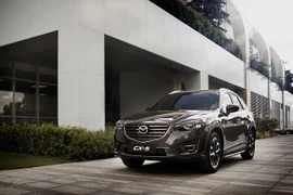 Mazda CX-5 giảm giá 32 triệu đồng trong tháng 8