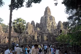 Khách Việt chi 8 tỉ USD/năm đi du lịch ngoại