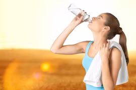 Uống nước bớt bệnh