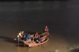 8 học sinh rủ nhau tắm sông, 2 em đuối nước