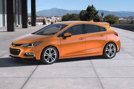 Chevrolet Cruze 2018 Diesel chốt giá từ 567 triệu đồng