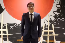 Nam sinh giành học bổng hàng tỷ đồng mỗi năm