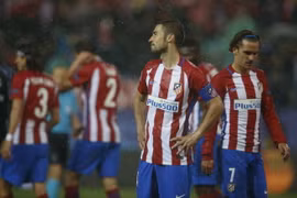 Cầu thủ Atletico "đau" vì khoảnh khắc xuất thần của Benzema