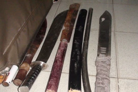 Hai băng nhóm đuổi chém nhau kinh hoàng trên phố