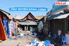 Những hình ảnh xót lòng sau cháy chợ trung tâm Kông Chro