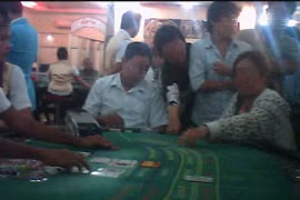 Bị chặt ngón tay đòi tiền chuộc vì thua bạc ở Campuchia