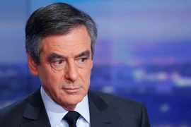 Pháp mở rộng điều tra con ứng viên Tổng thống Fillon