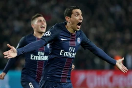 Di Maria tỏa sáng, PSG đè bẹp Barcelona 4-0