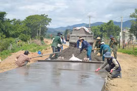 Đất Bằng vượt khó