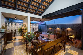 Chiêm ngưỡng ngôi nhà "nửa mái" ở Vĩnh Long