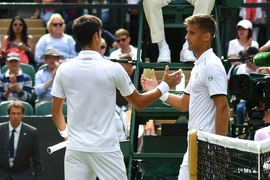 Wimbledon: Djokovic giành chiến thắng chỉ sau 40 phút thi đấu