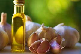 Mẹo dùng tỏi chữa đau lưng hiệu quả