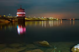 Vẻ quyến rũ của "vịnh không sóng" ngay cạnh thành phố Hồ Chí Minh