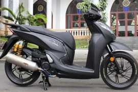 Chiêm ngưỡng Honda SH 300i độ độc đáo tại Sài Thành