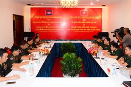 Việt Nam-Campuchia hợp tác xây dựng pháp luật quân sự, quốc phòng