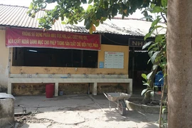Bảo vệ trường học chết trong tư thế treo cổ