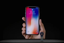 iPhone X bán tại Việt Nam tháng 12, giá từ 30 triệu đồng