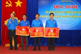 Tổng kết công tác Đoàn và phong trào thanh niên trường học năm học 2016-2017