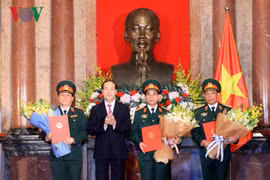 Chủ tịch nước trao quyết định thăng quân hàm Thượng tướng, Trung tướng