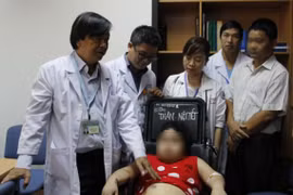 Phẫu thuật thành công bệnh nhi mắc hội chứng Cushing hiếm gặp